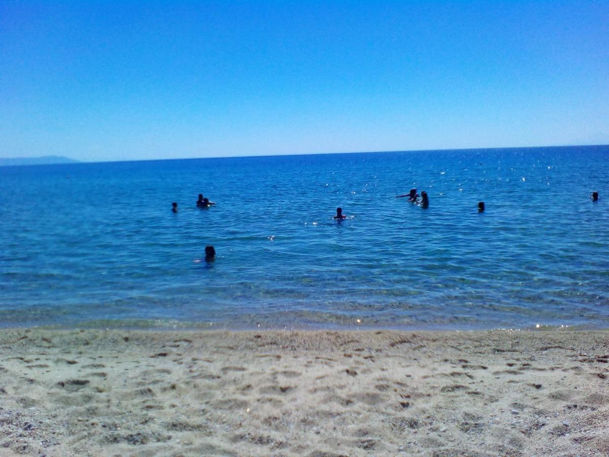 Greece Asprovalta Rooms Accomodation Apartment Hotel Petalo Exterior foto