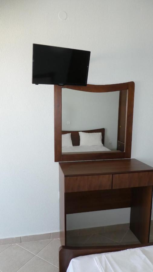 Greece Asprovalta Rooms Accomodation Apartment Hotel Petalo Exterior foto